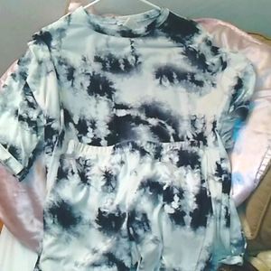 Two piece lounge set